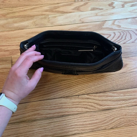Tahari Clutch - Picture 3 of 7